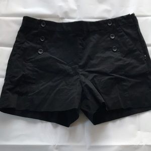 Banana Republic Black 4 Inch Shorts w/ Front Buttons, Side Zip, Pockets Size 12